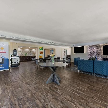 Quality Inn & Suites Airport Charlotte Luaran gambar