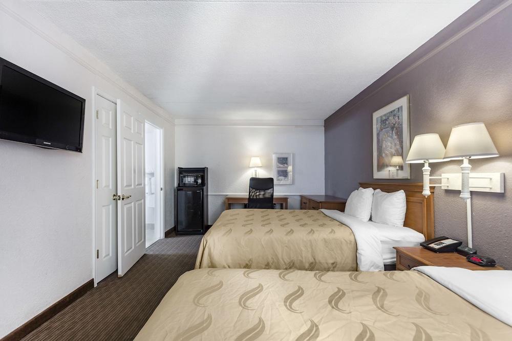 Quality Inn & Suites Airport Charlotte Luaran gambar