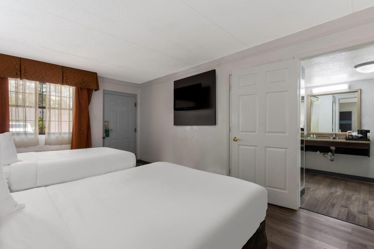 Quality Inn & Suites Airport Charlotte Luaran gambar
