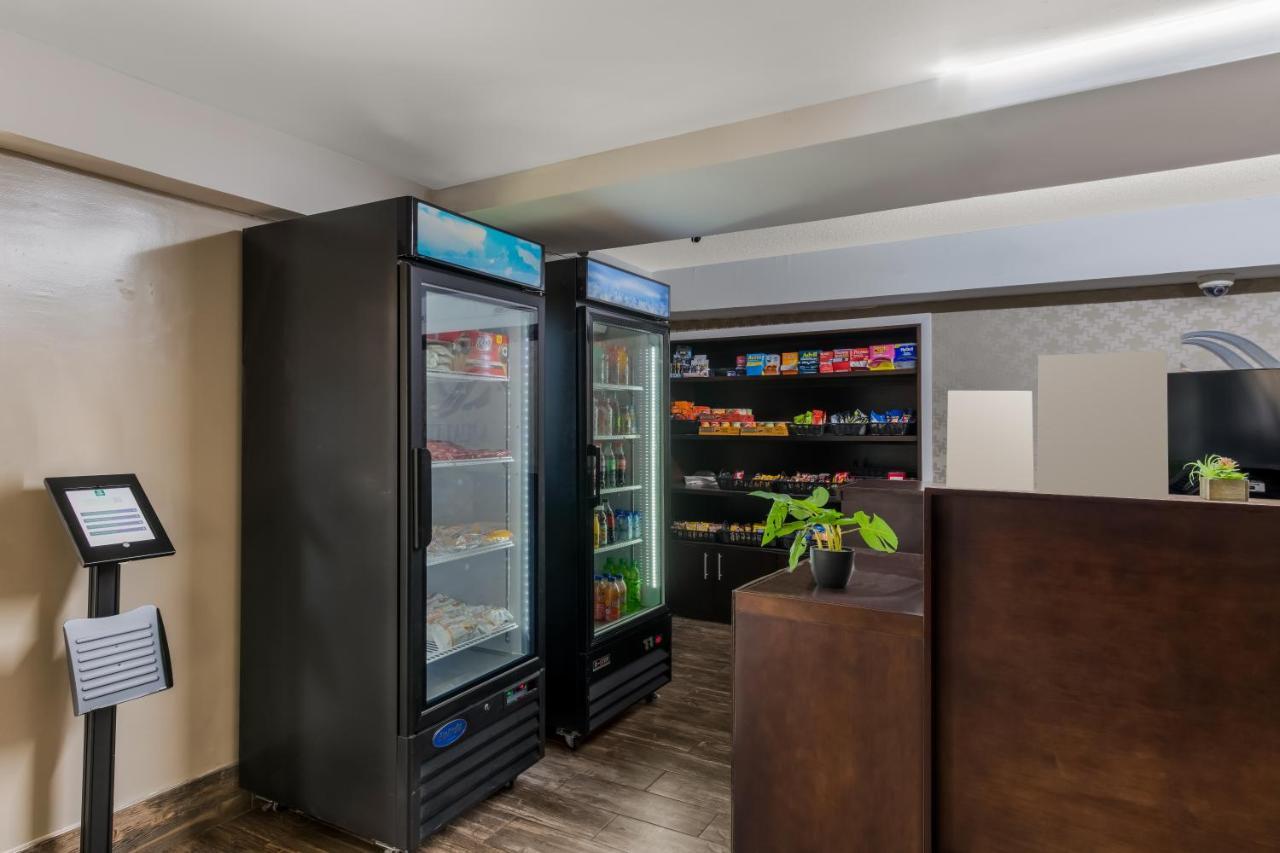 Quality Inn & Suites Airport Charlotte Luaran gambar