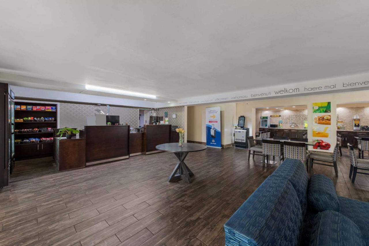Quality Inn & Suites Airport Charlotte Luaran gambar