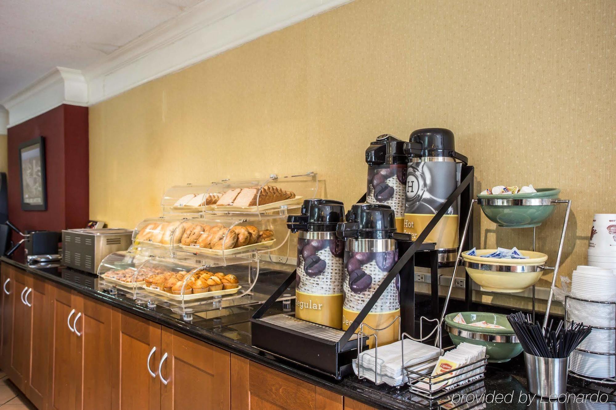Quality Inn & Suites Airport Charlotte Luaran gambar