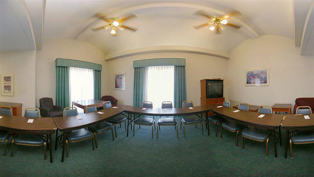 Quality Inn & Suites Airport Charlotte Kemudahan gambar
